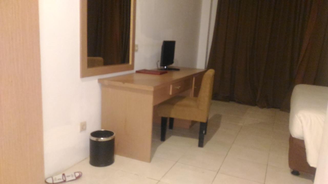 Grand Royal Taliwang Hotel Ruang foto